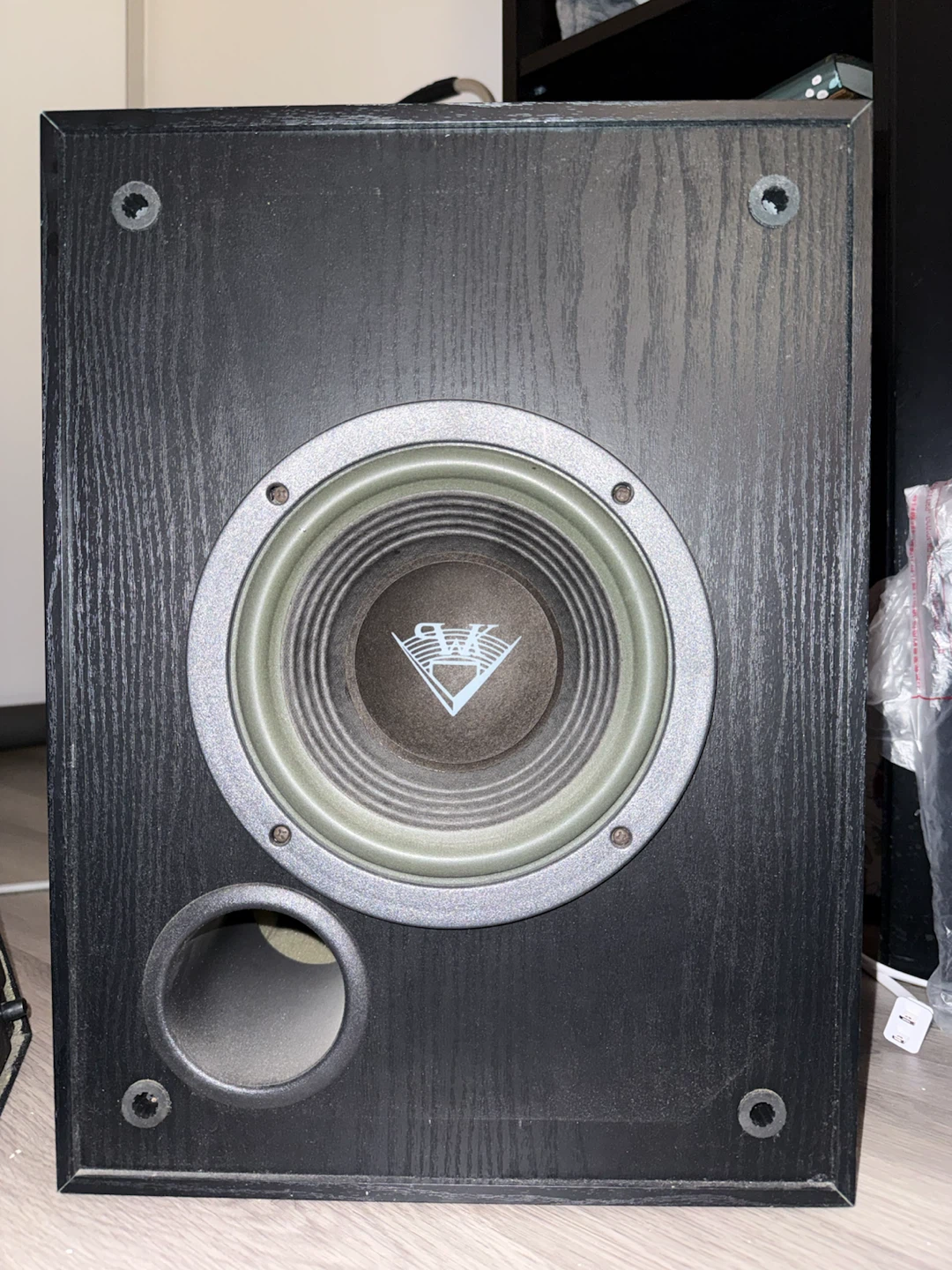 Klipsch Klipsch SW-8 II 8 inch Powered Subwoofer