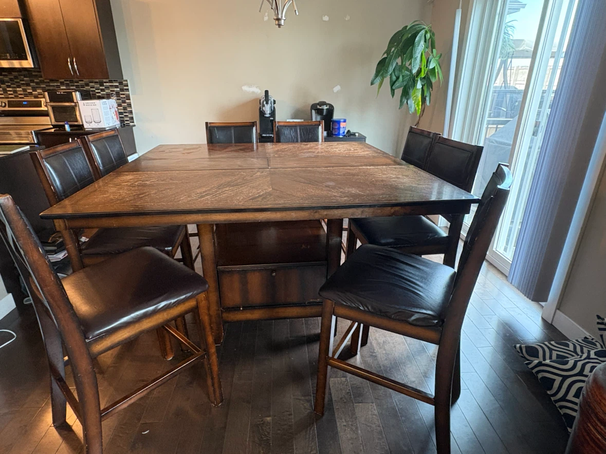 Beautiful dining table with 8 chairs - photo 2