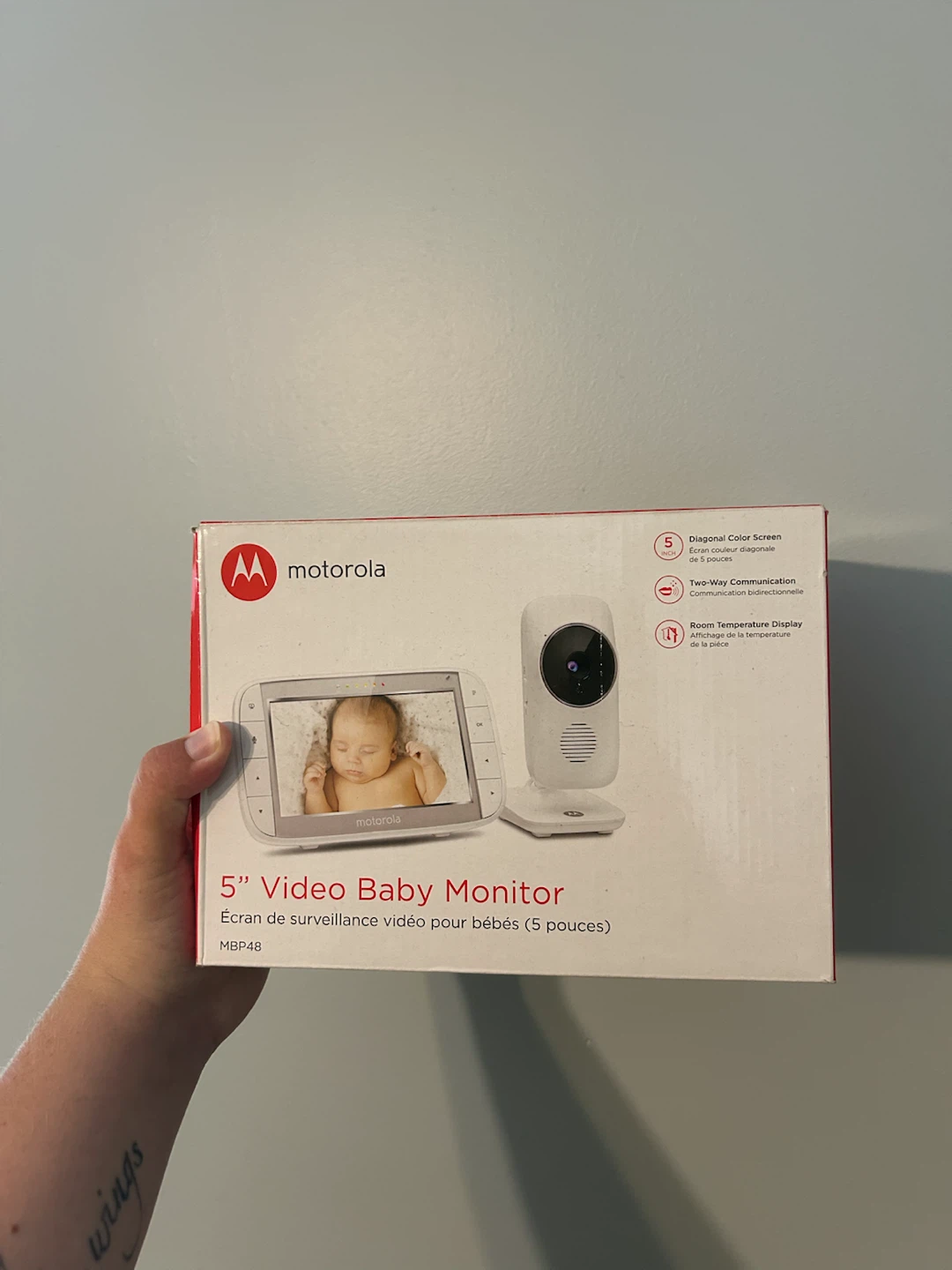 Motorola 5" Video Baby Monitor MBP48