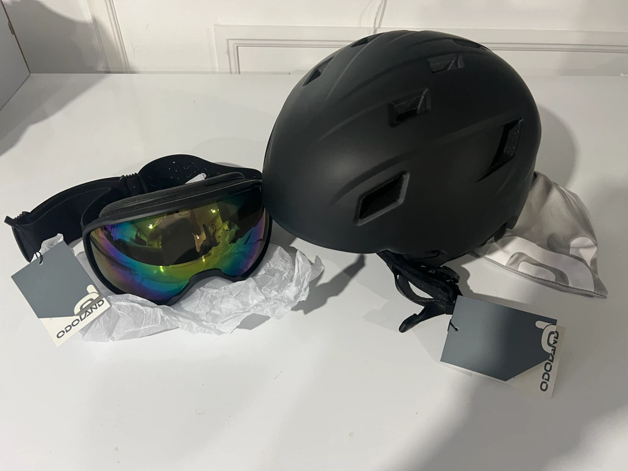 ODOLAND Ski Helmet and Goggles Set - photo 2