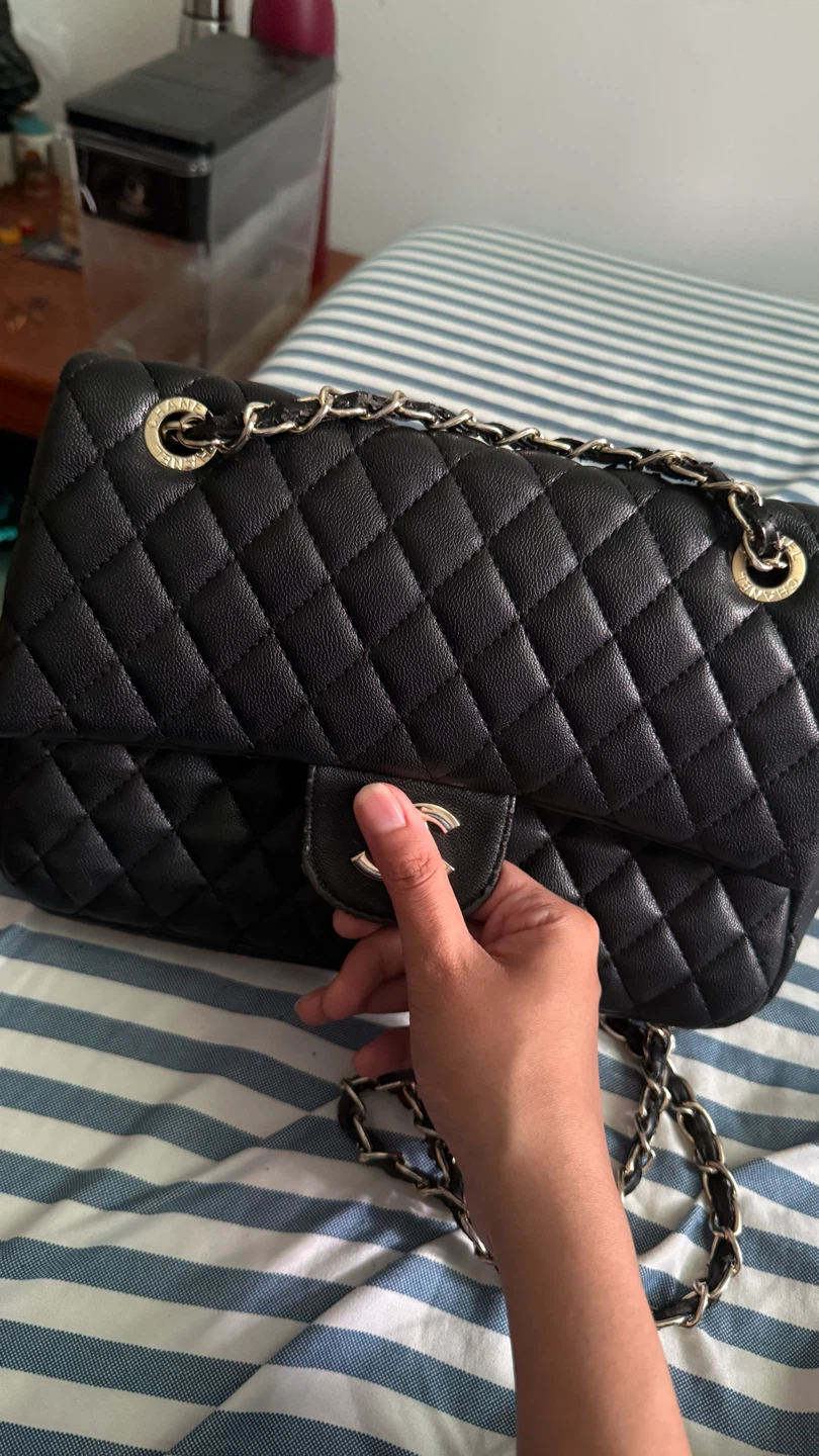 Black Quilted Flap Bag - photo 2