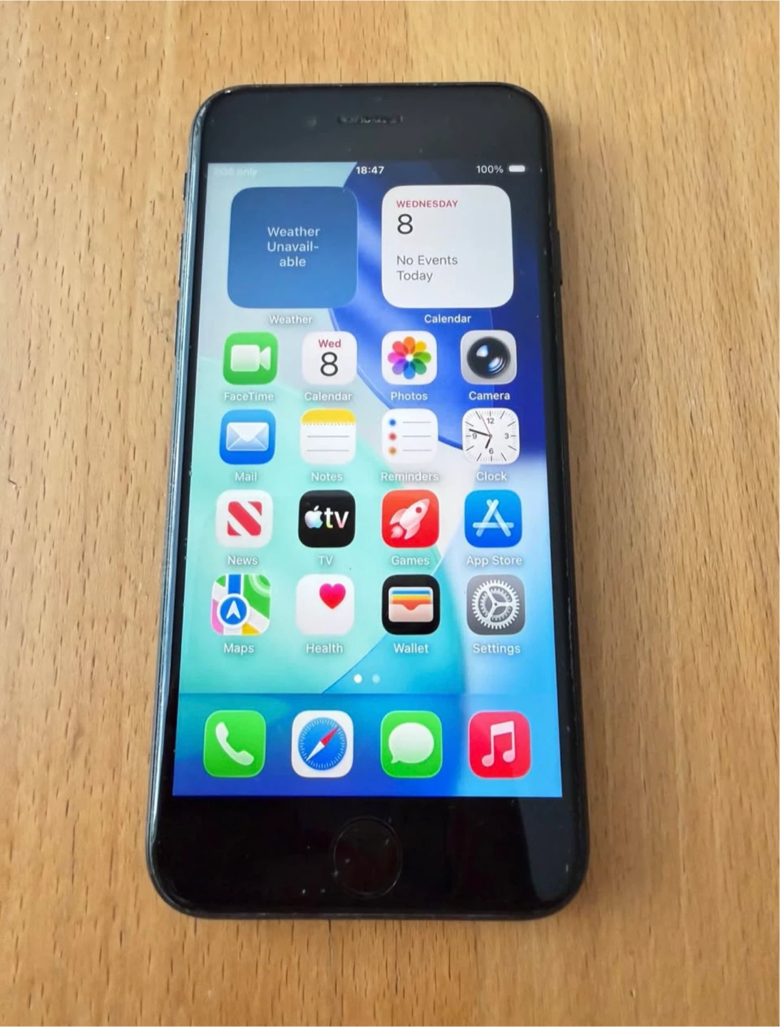 Apple iPhone SE (3  Gen) 64GB - Black