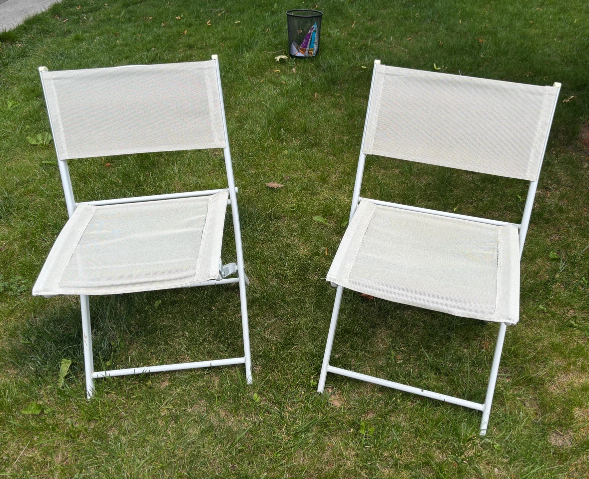 Beautiful Top-tier White Folding Chairs