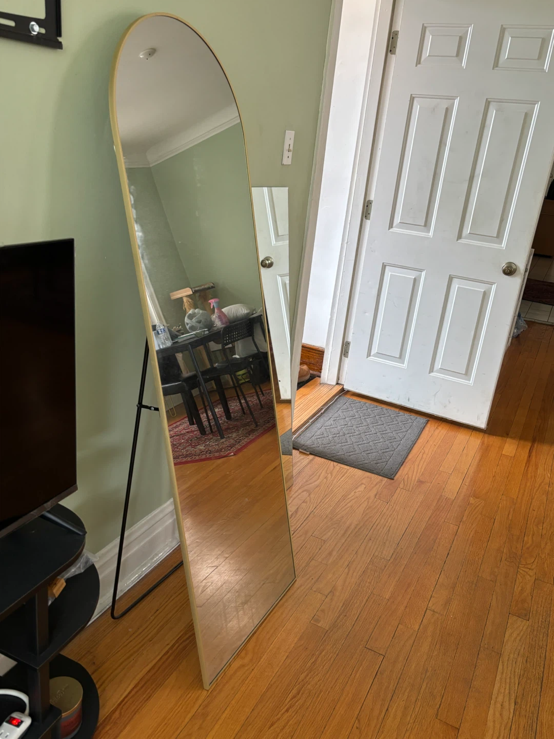 Arched Floor Mirror with Gold Frame - photo 2