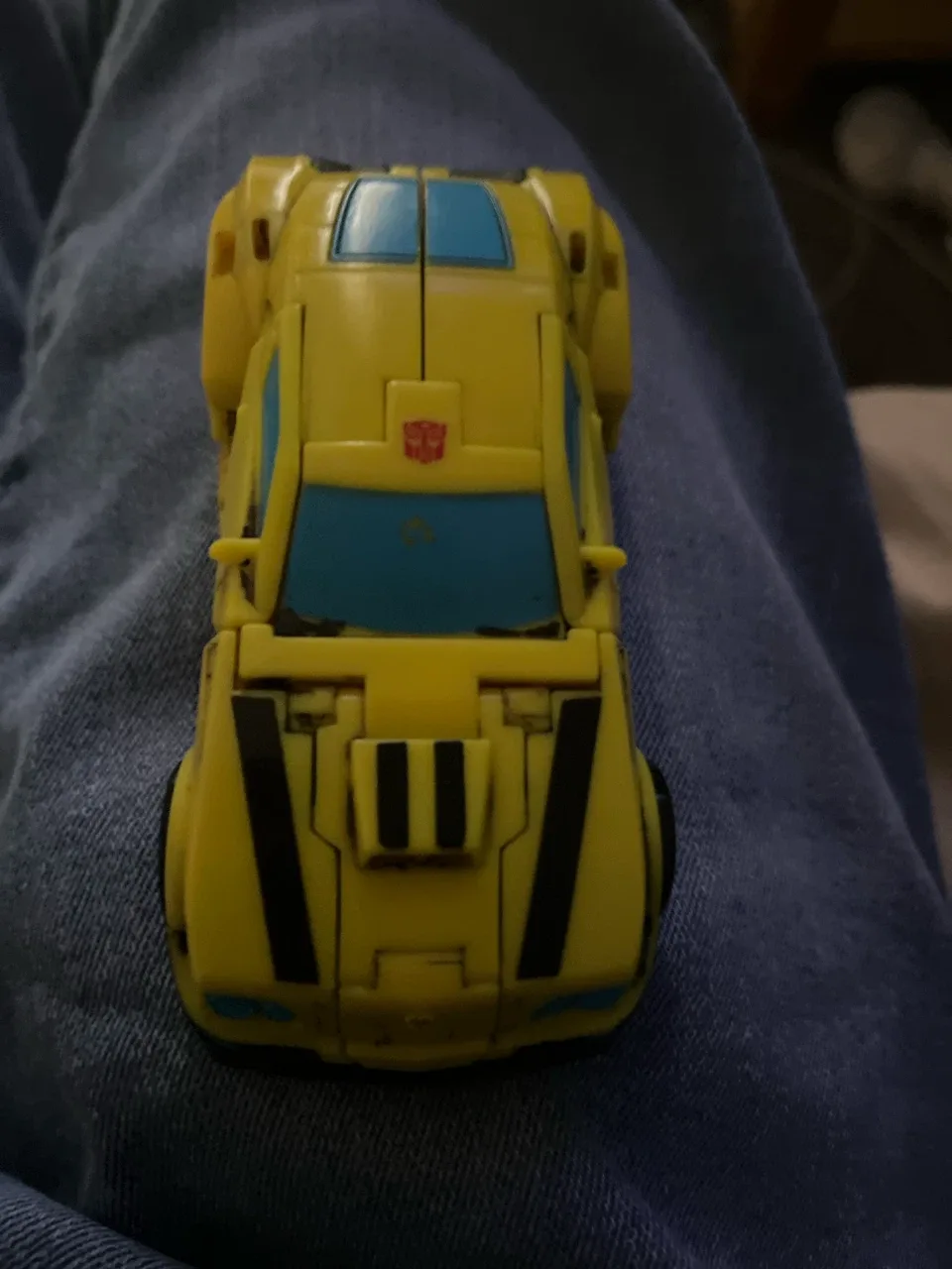 (Used) Transformers Bumblebee Action Figure - photo 2