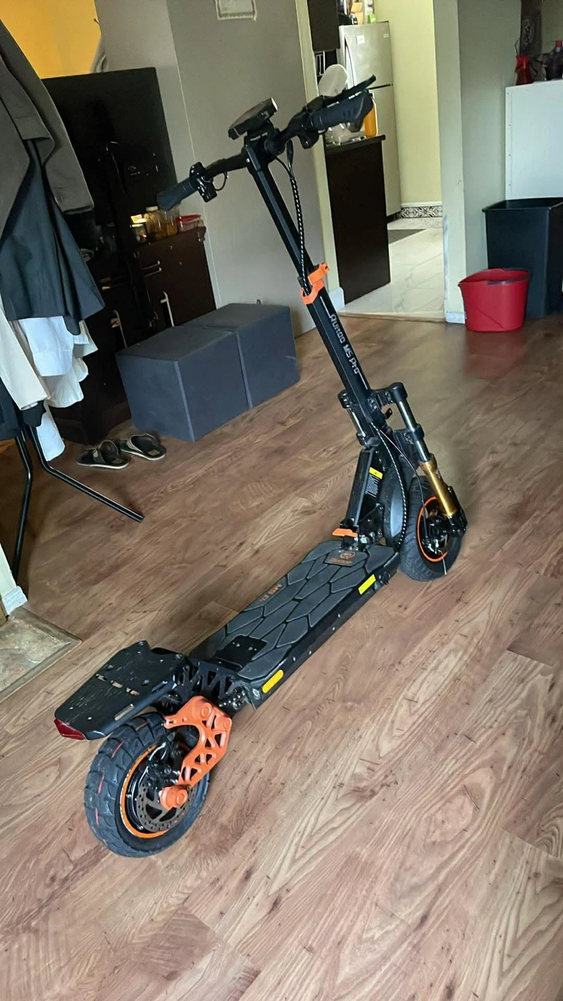 E scooter - photo 2