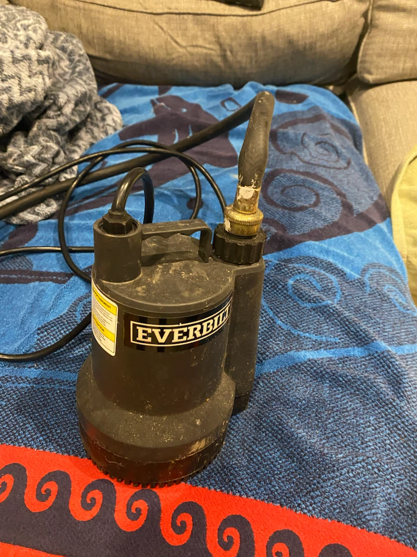 EVERBILT 1/4 HP Plastic Utility Pump