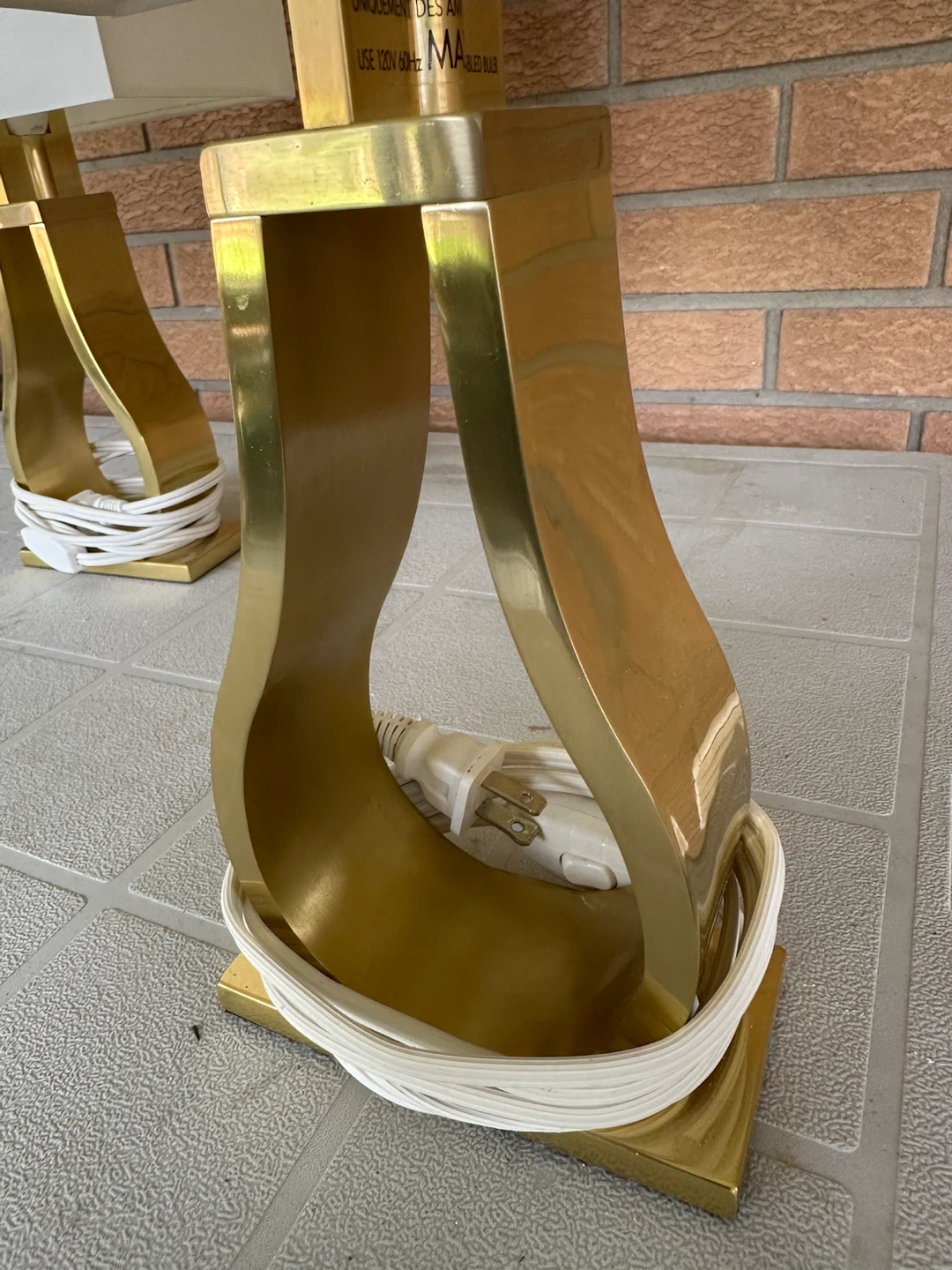 Pair of Gold Modern Table Lamps with White Shades - photo 2
