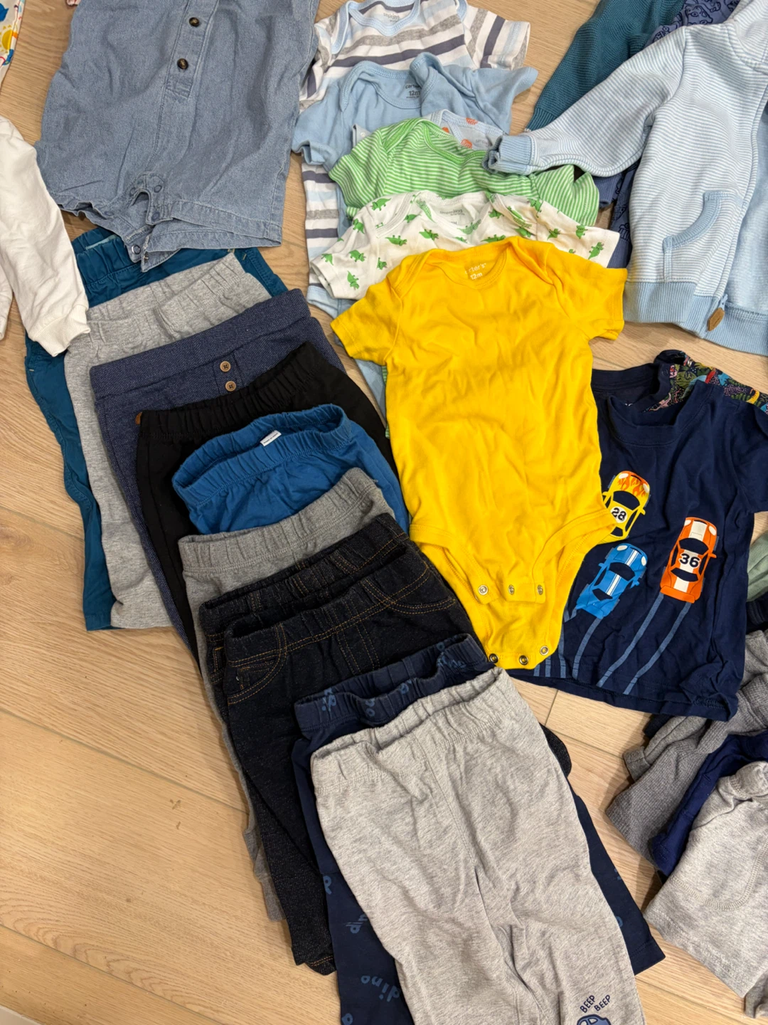 Infant clothing 6-12 months - photo 2