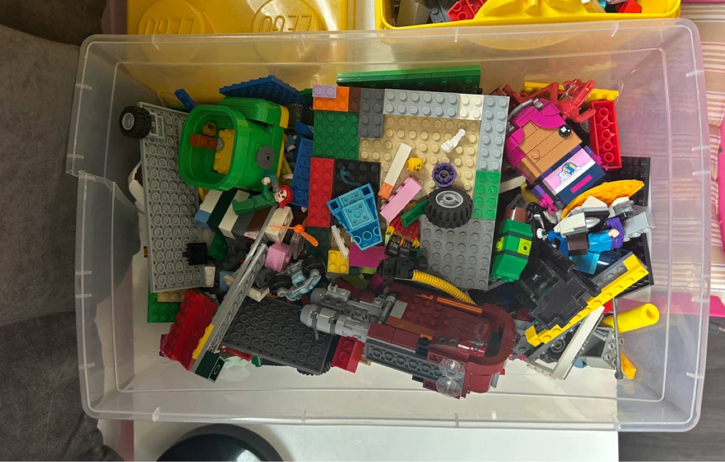 Bulk LEGO Mixed Parts (2 Bins) - photo 3