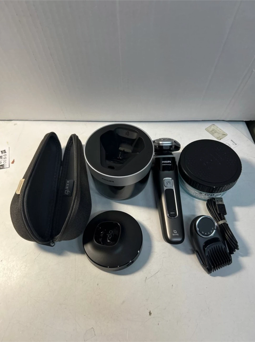 Philips i9000 Prestige SkinIQ – Open Box, Like New - photo 2
