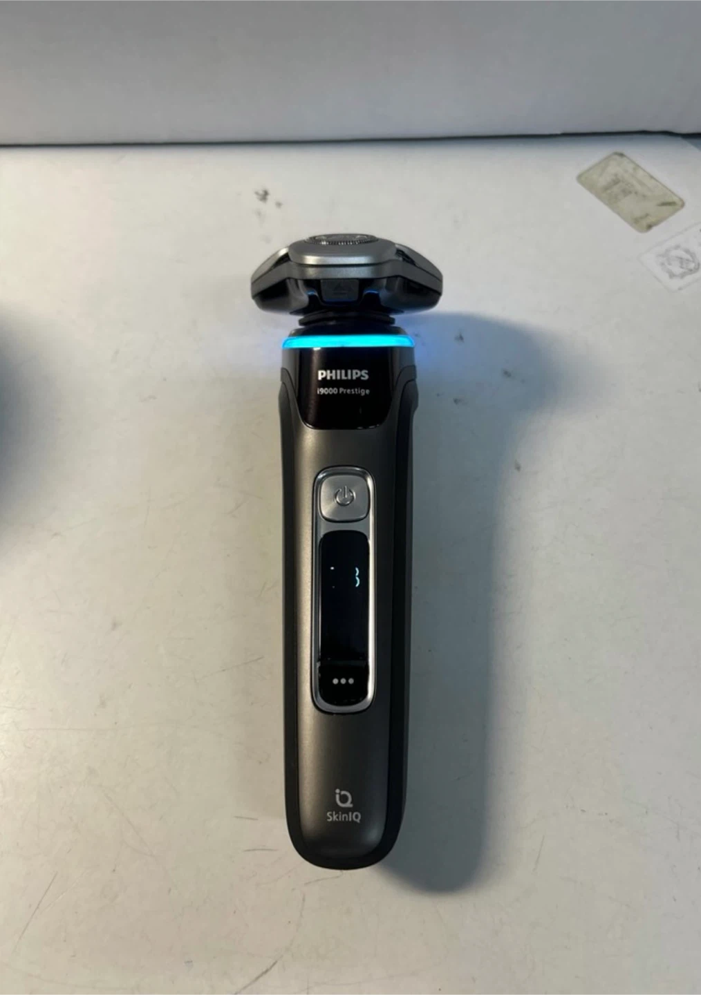 Philips i9000 Prestige SkinIQ – Open Box, Like New - photo 3