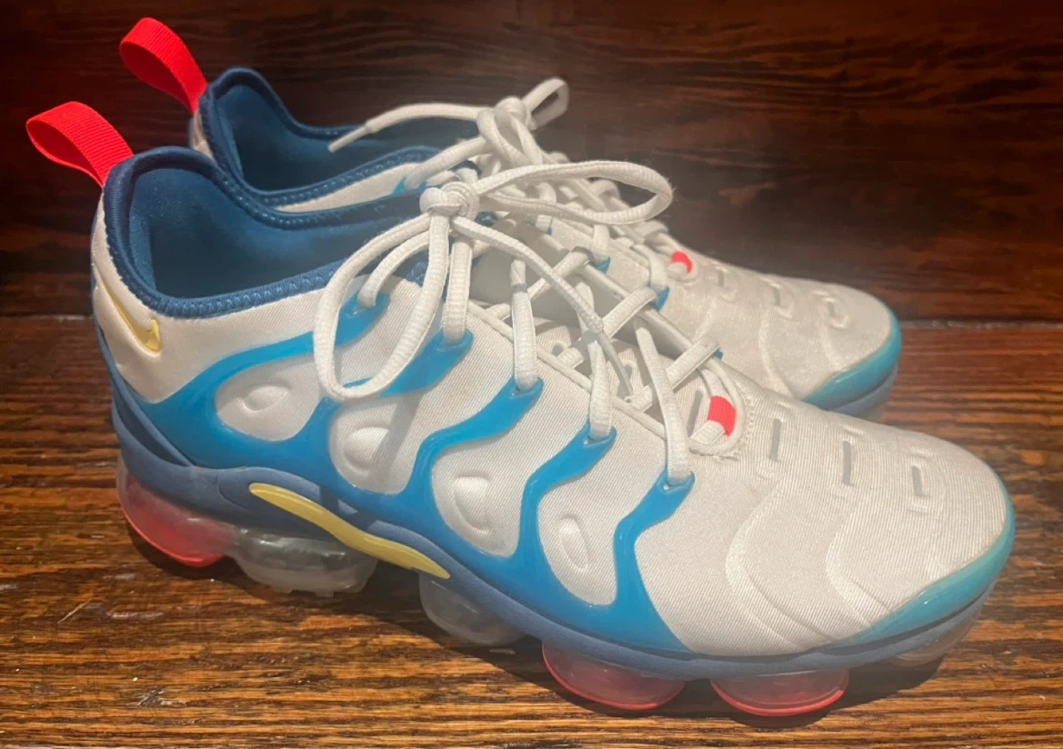 Nike Air VaporMax Plus Men's Shoes US 9.5 - photo 3