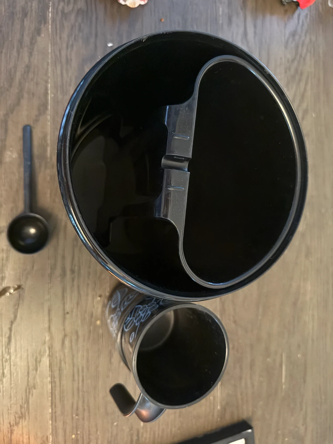 Tupperware Coffee Canister with Cups and Scoop - photo 2