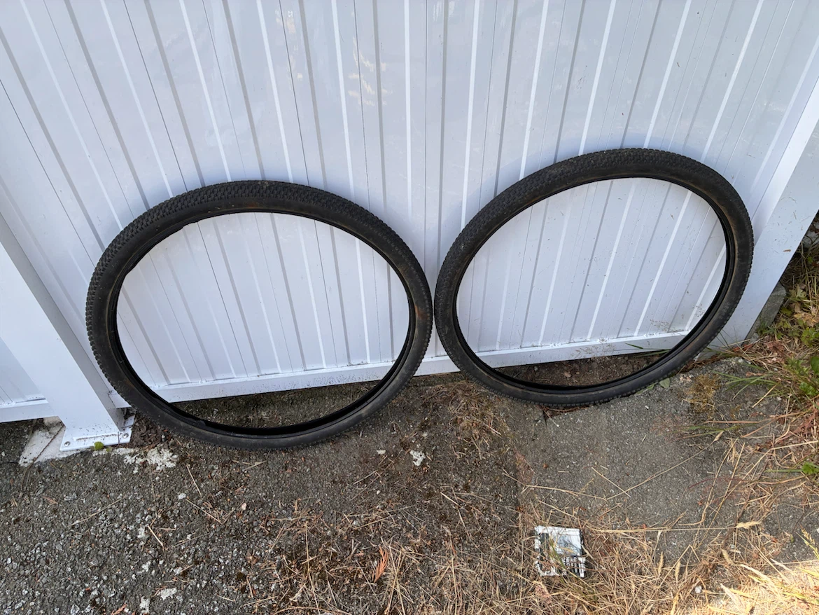 2 x Bicycle Tires for 26” wheel