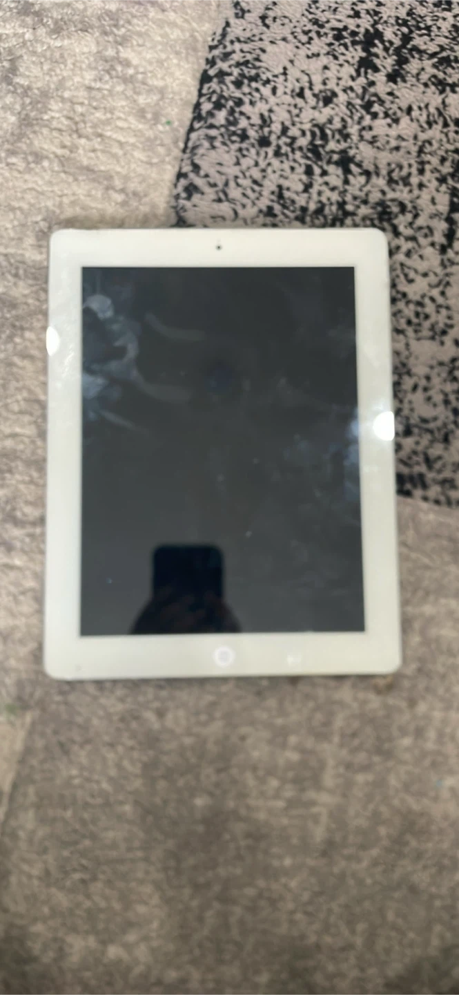 Apple iPad Tablet - photo 2