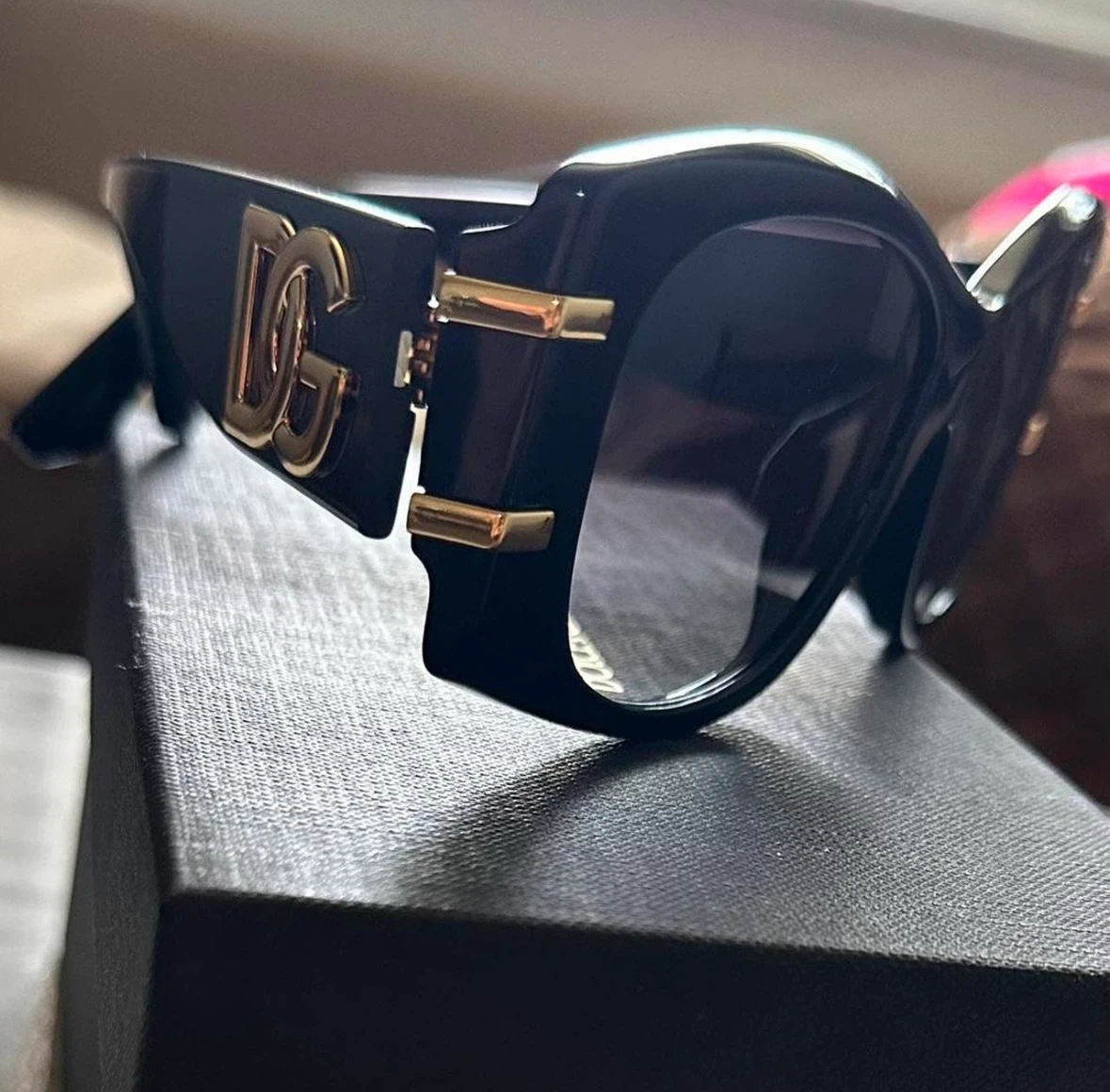 Dolce & Gabbana Black DG Logo Sunglasses - photo 4