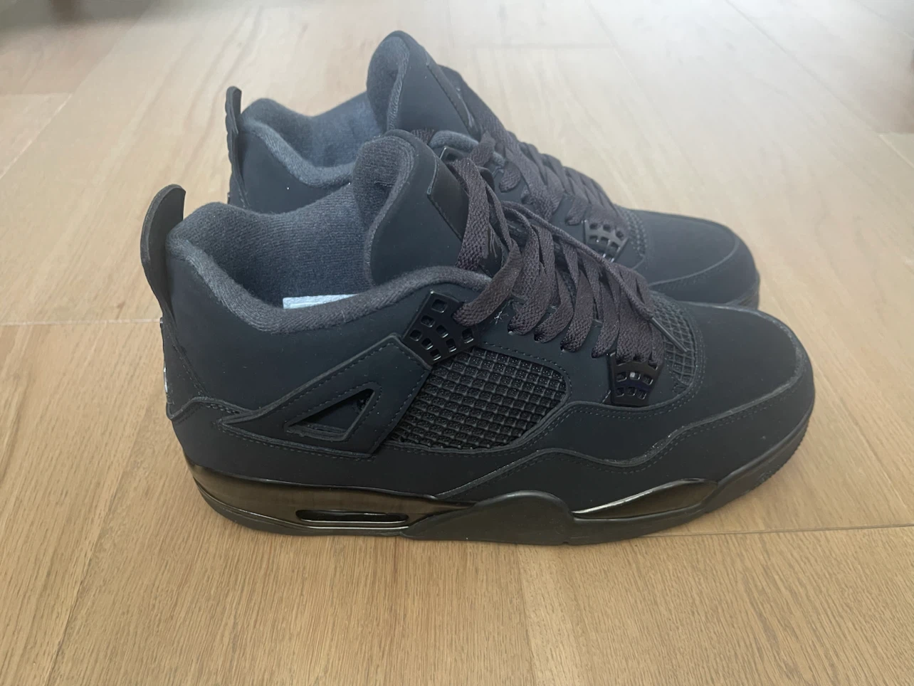 Air Jordan 4 Retro "Black Cat"