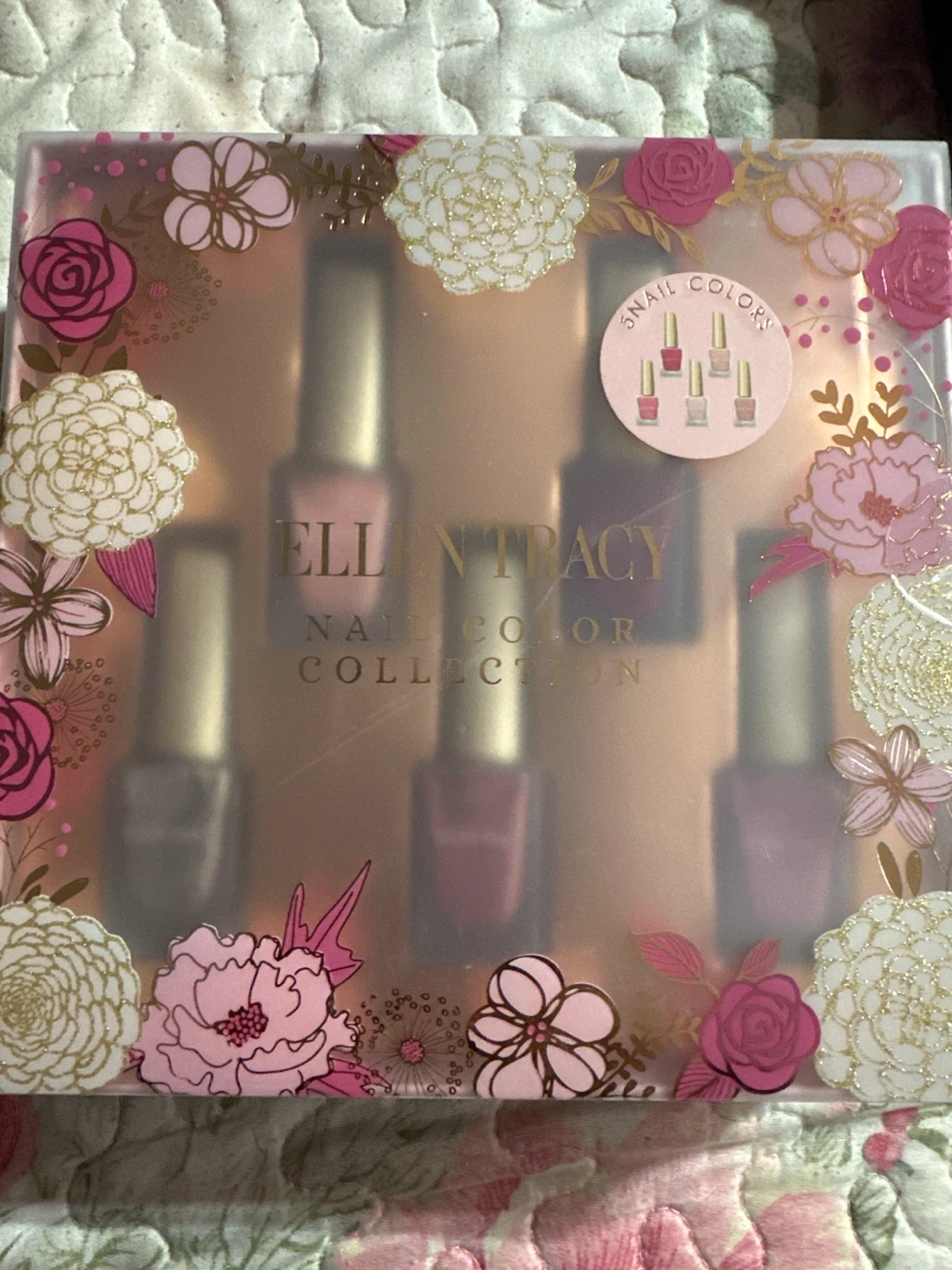 Ellen Tracy Nail Color Collection Set