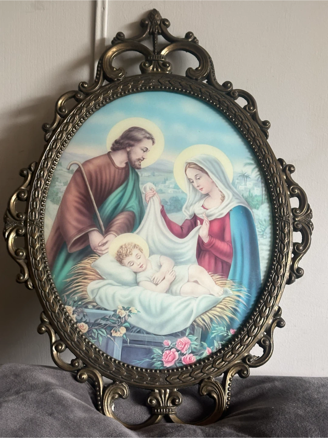 Vintage Ornate Gilt Frame Holy Family Nativity Scene