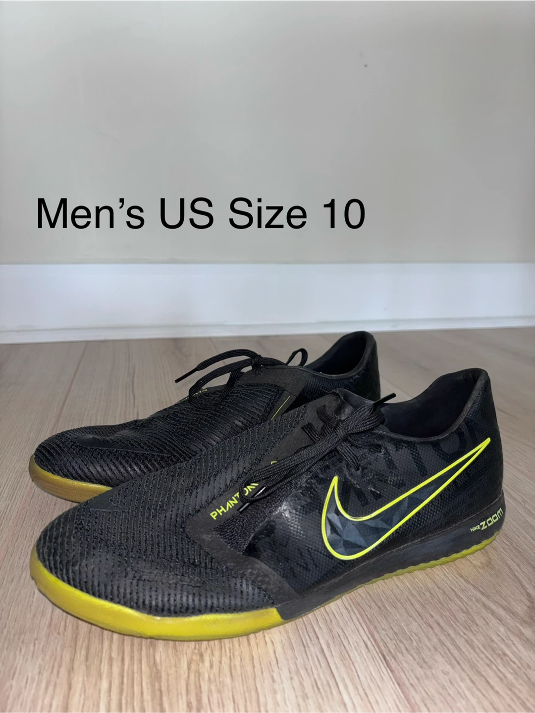 Nike Phantom Vision Indoor Soccer Shoes