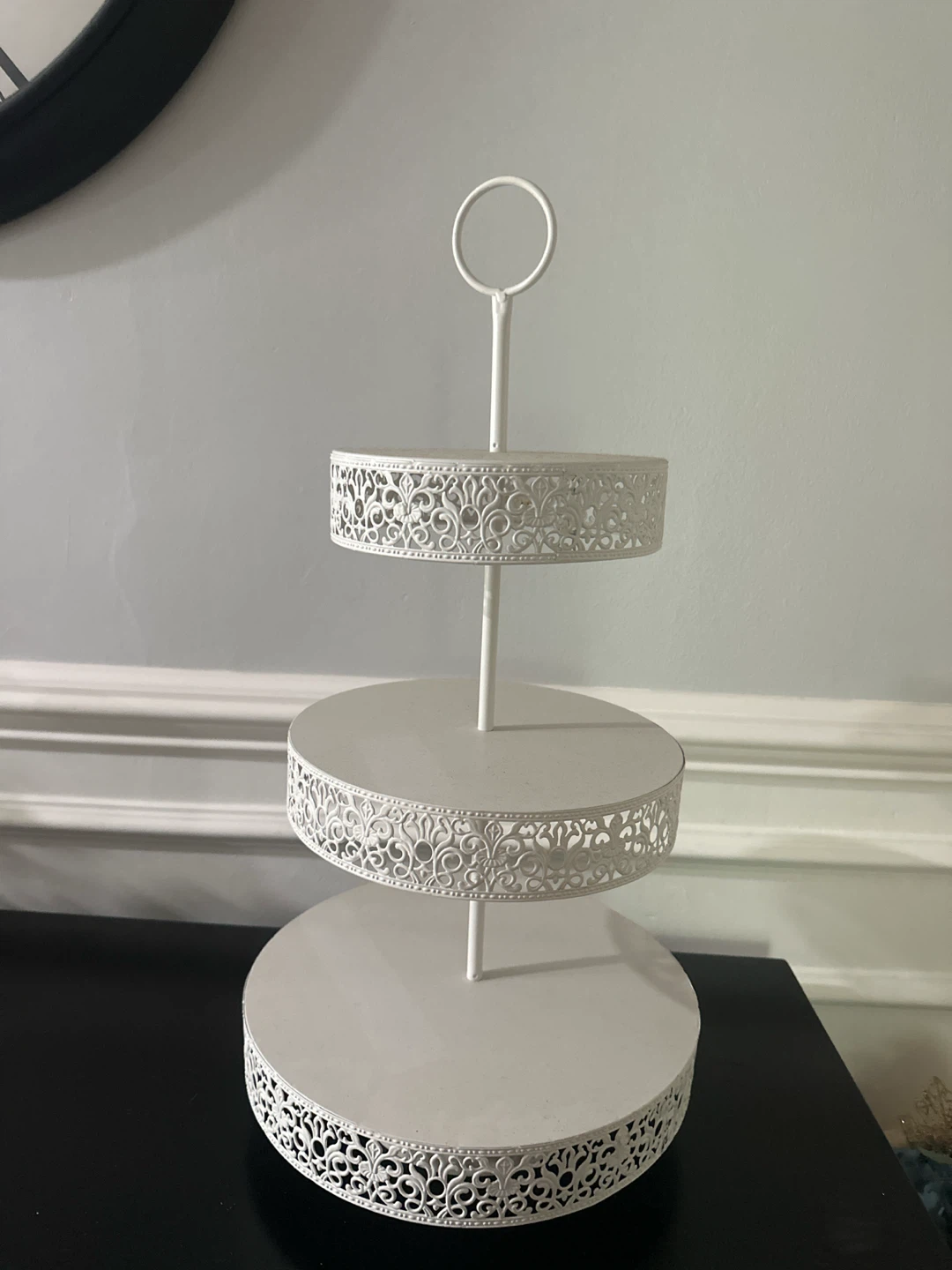 White 3-Tier Decorative Serving Stand