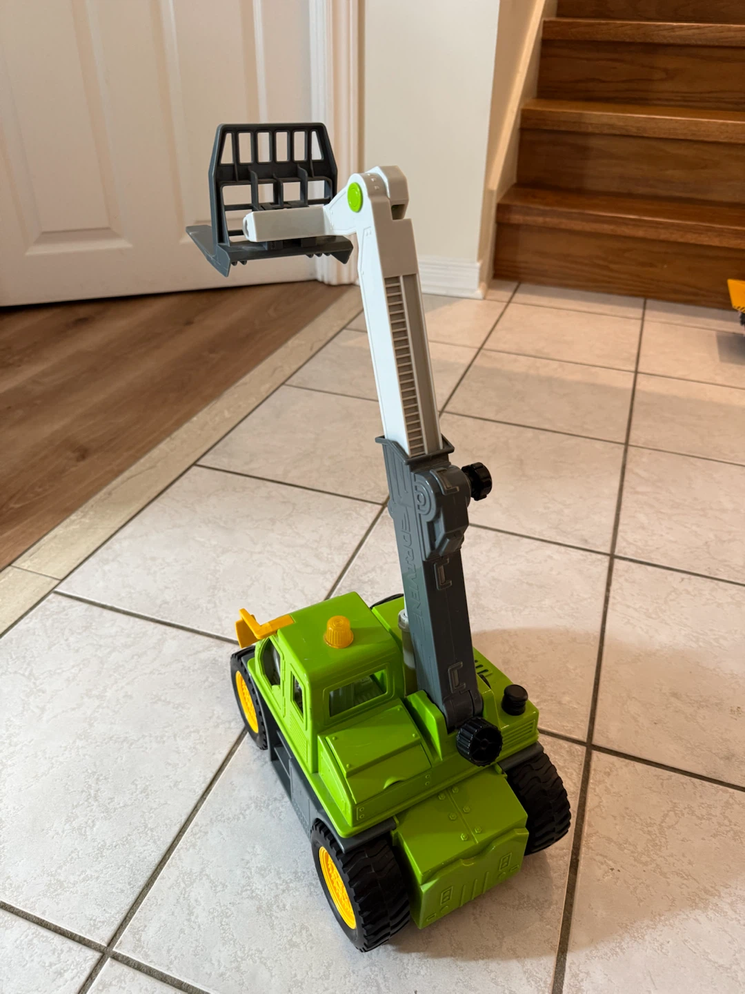 Driven by Battat Forklift Toy - photo 3