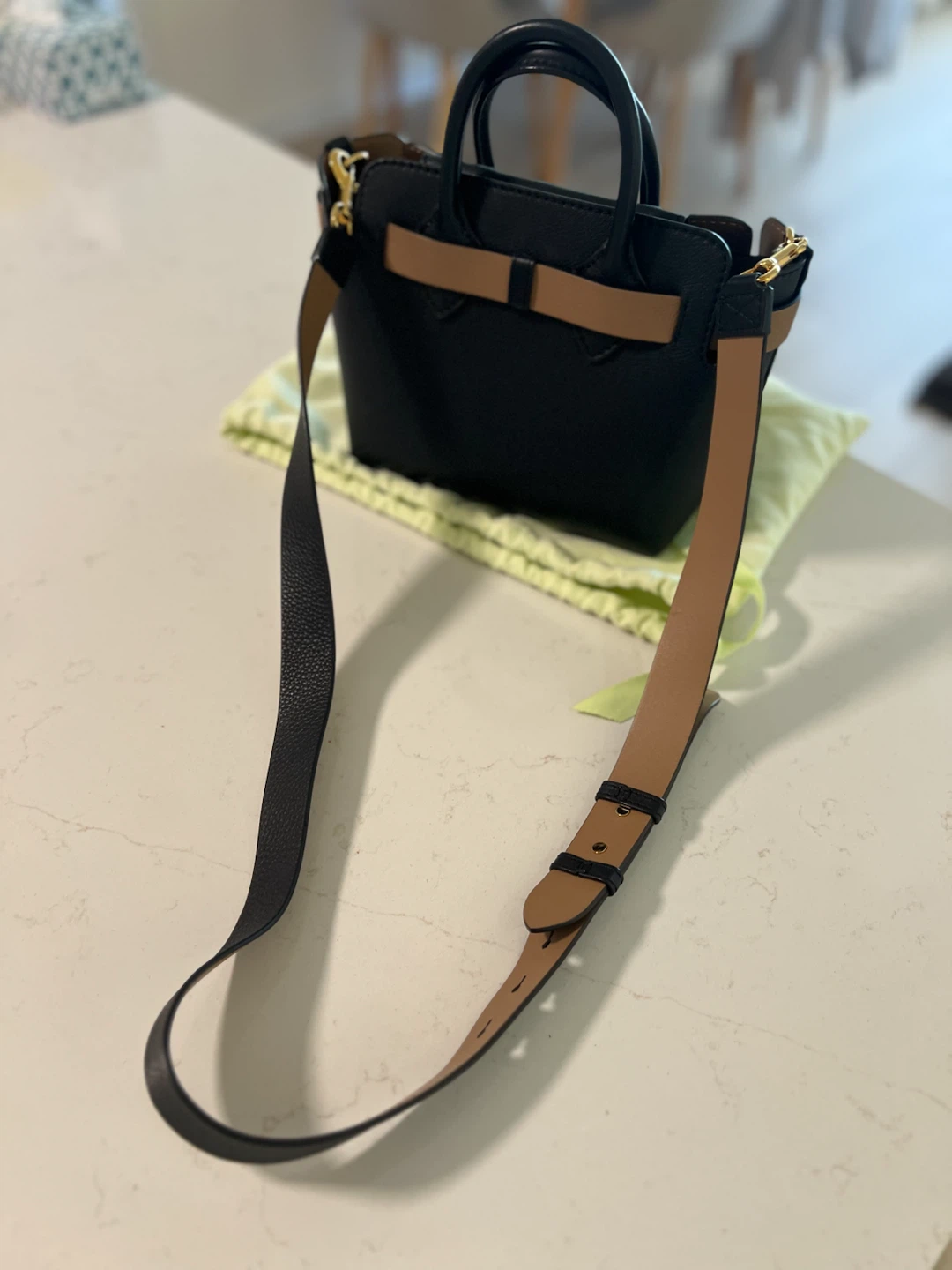 Almost Brand New Burberry Bag - photo 2