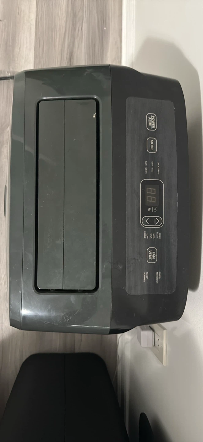 LG Portable Air Conditioner - photo 2