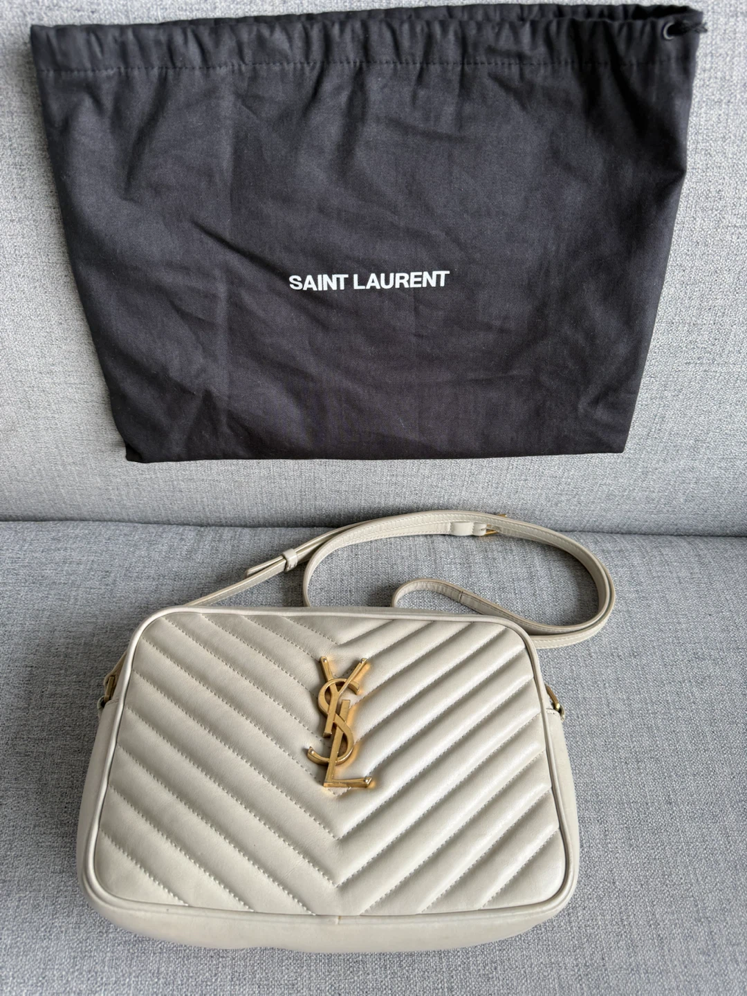 YSL LOU CAMERA BAG IN QUILTED LEATHER WHITE - photo 5