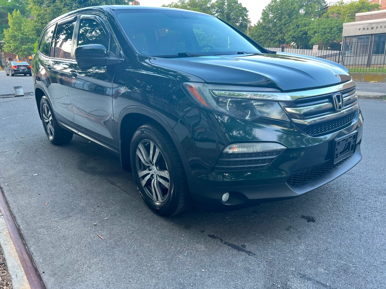 2016 Honda Pilot AWD - photo 2