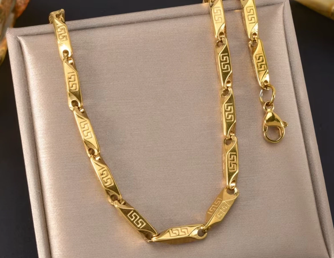 18 karat Gold plated Chain Necklace 21.65 in