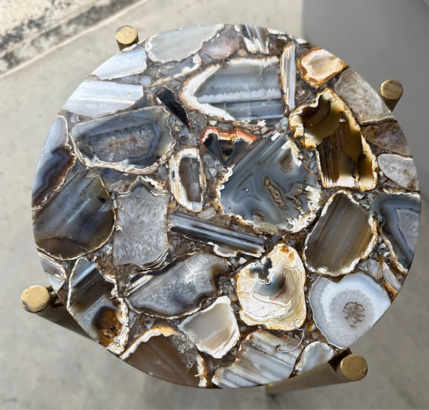 Round Agate Stone Top Accent Table - photo 2