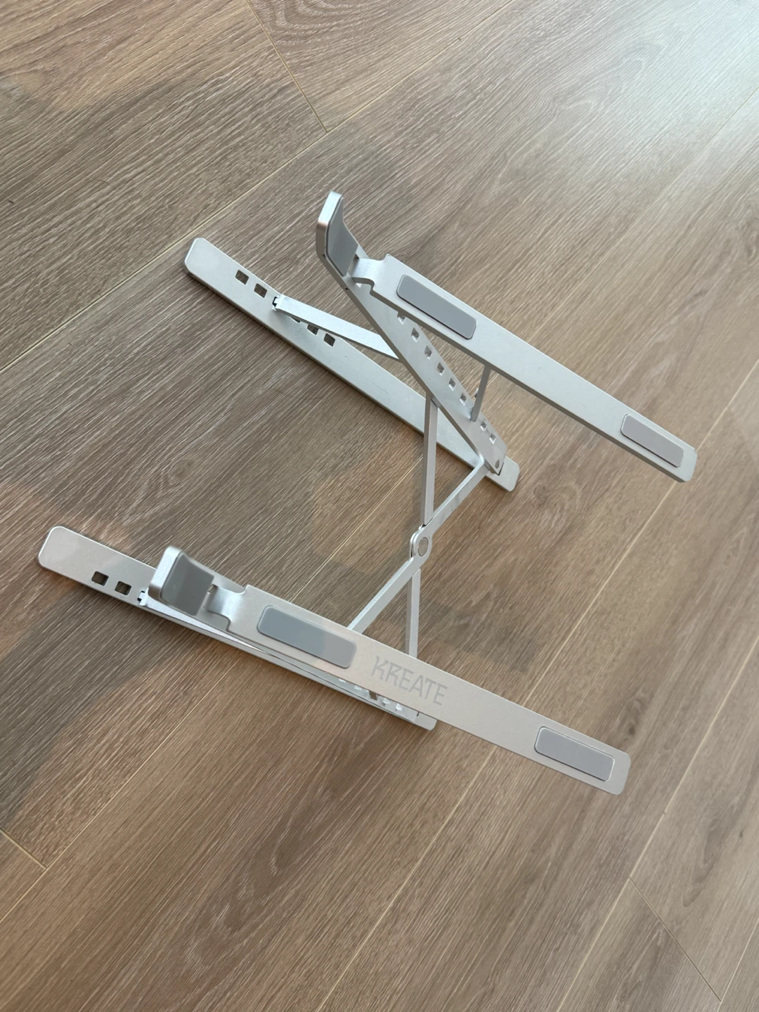 Kreate Portable Laptop Stand - photo 2