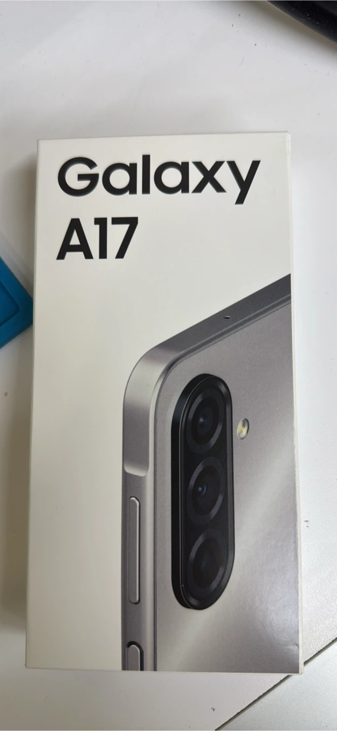 Samsung Galaxy A17 5G Phone with Case and Screen Protector - photo 3