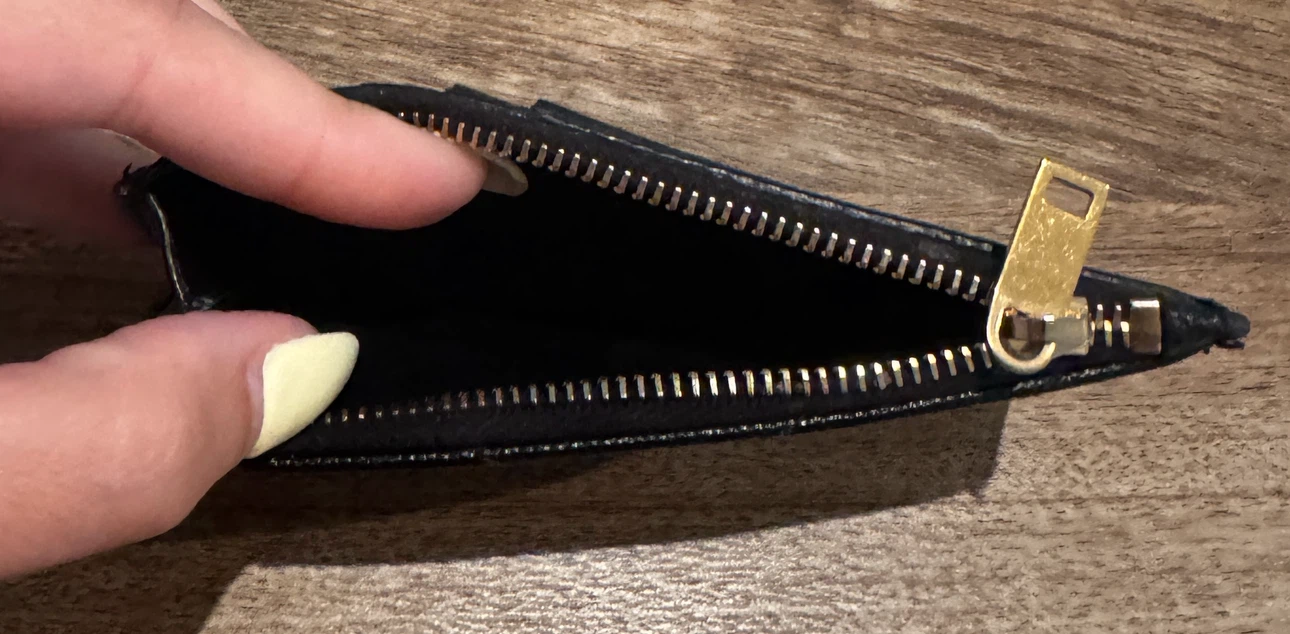 Yves Saint Laurent Black Quilted Leather Card Holder - photo 3