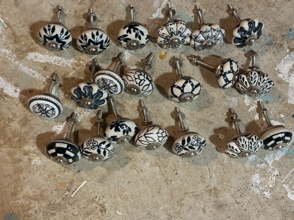 Set of 20 Ceramic Drawer Knobs