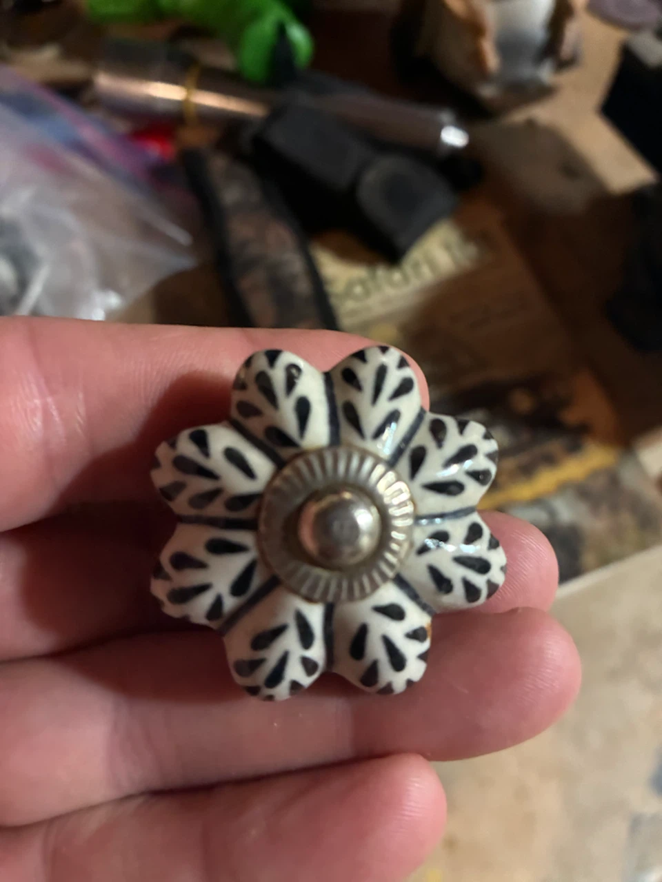 Set of 20 Ceramic Drawer Knobs - photo 3