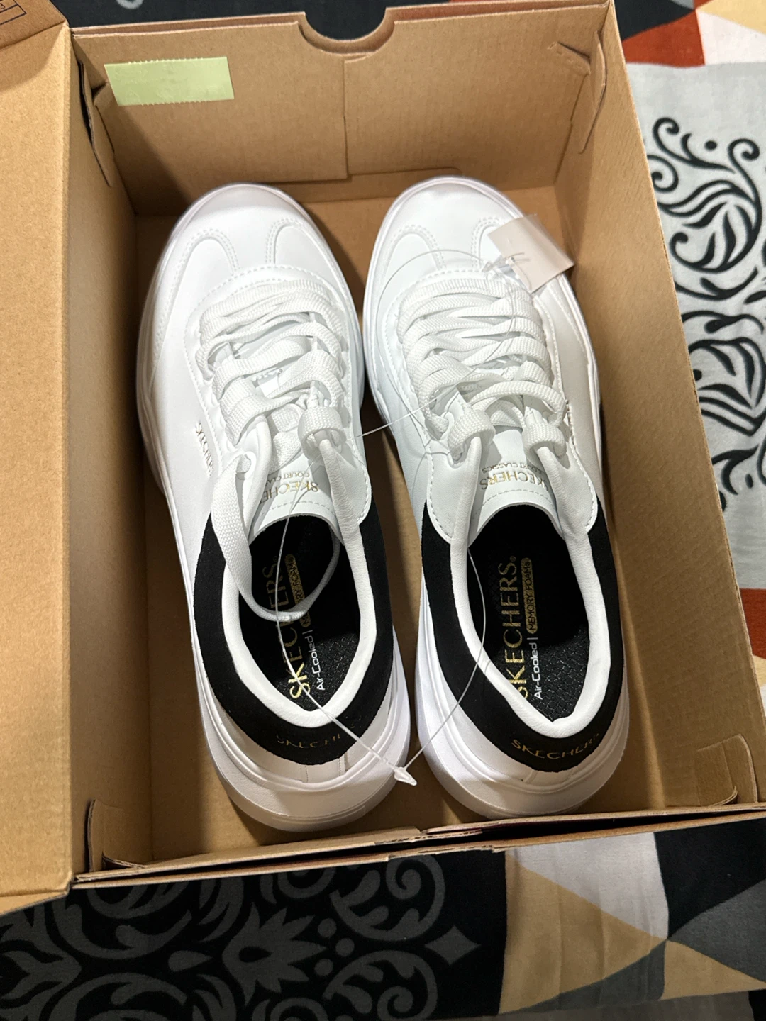 Skechers Women's White/Black Memory Foam Sneakers Size 10