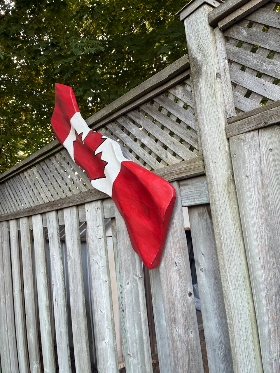 Wooden Canadian Flag Decoration - photo 3