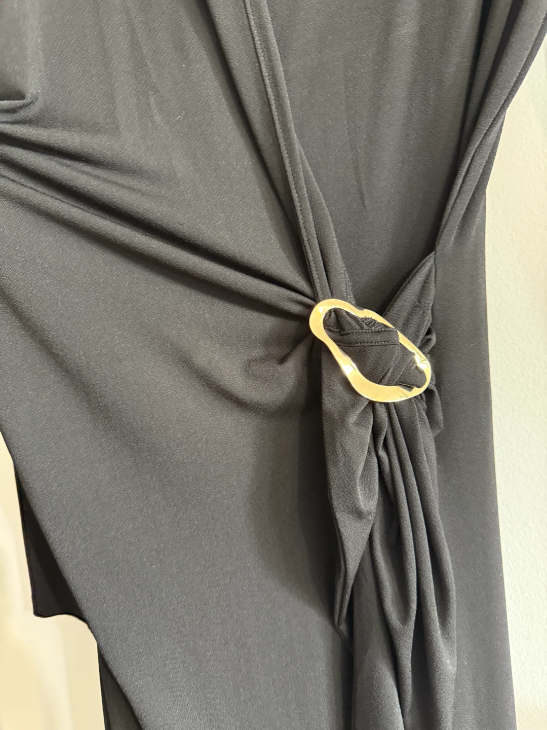 H&M Mama Black Faux Wrap Dress - photo 2
