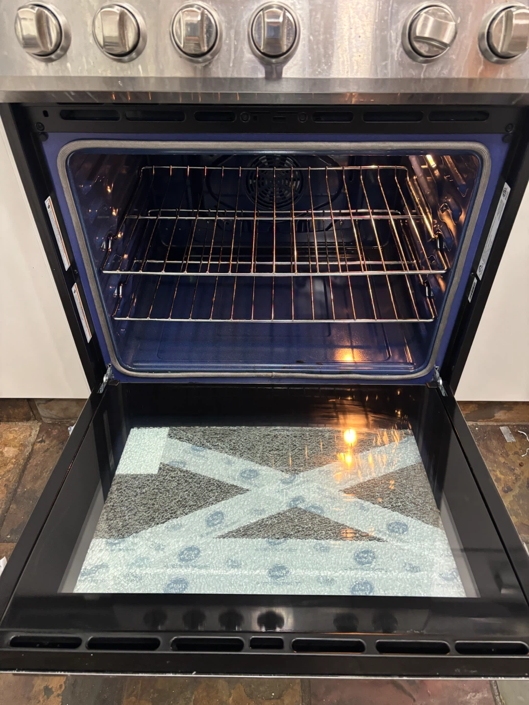 30 inch Forno slide in range induction - photo 2