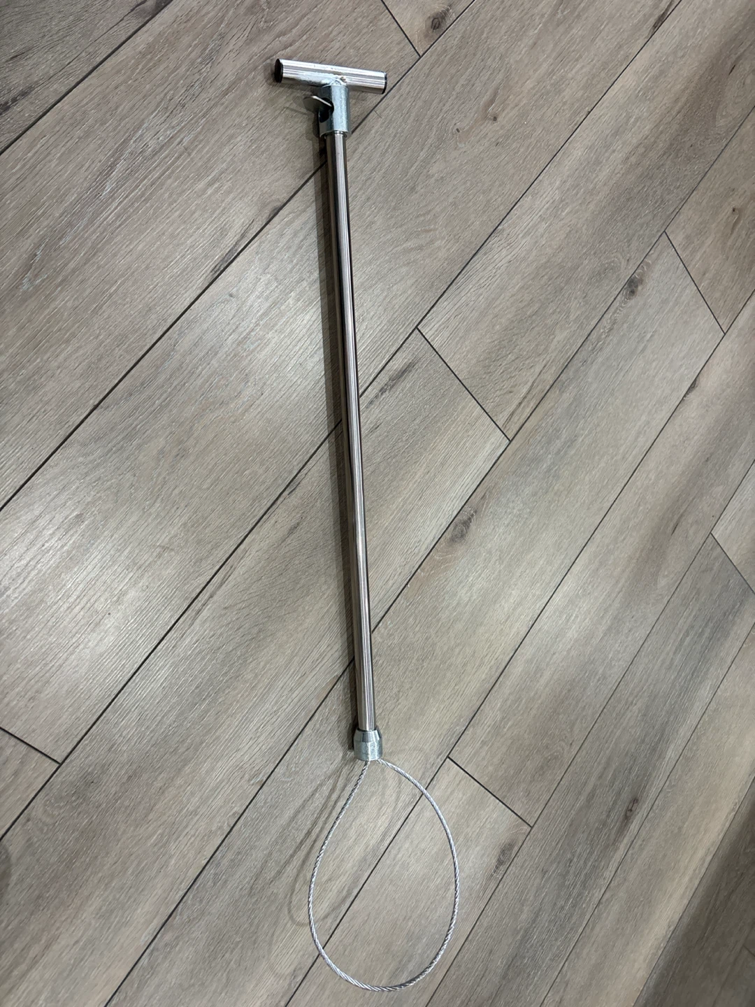 Pole holder catch pile
