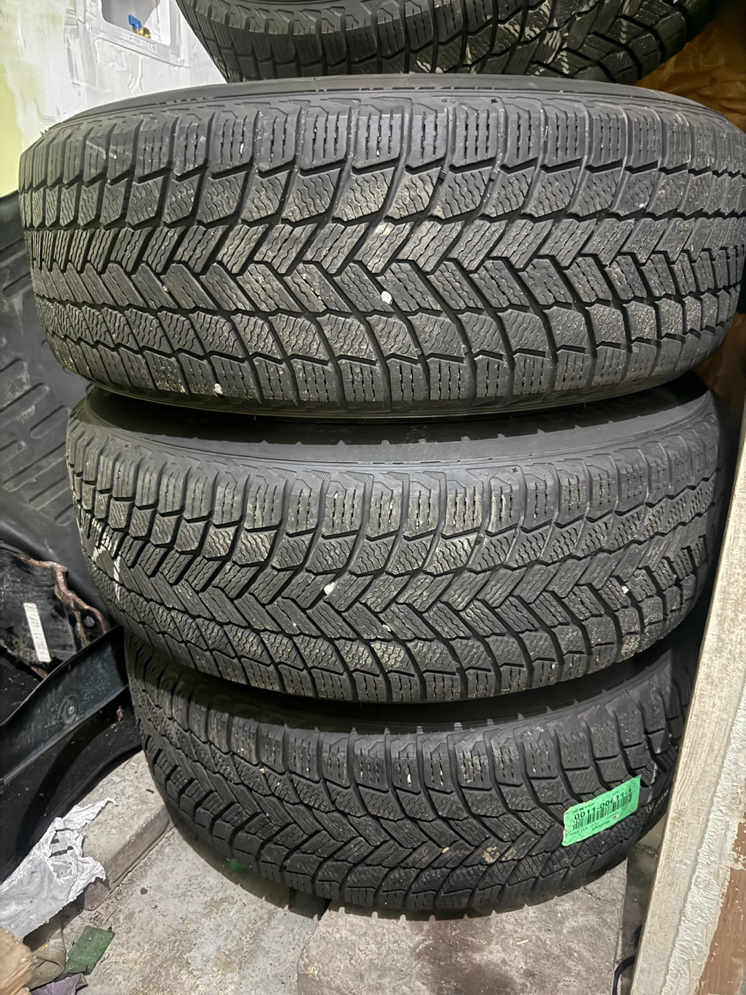 Set of 4 Michelin Winter Tires on Rims for Jeep Warngler 5x127 - photo 4
