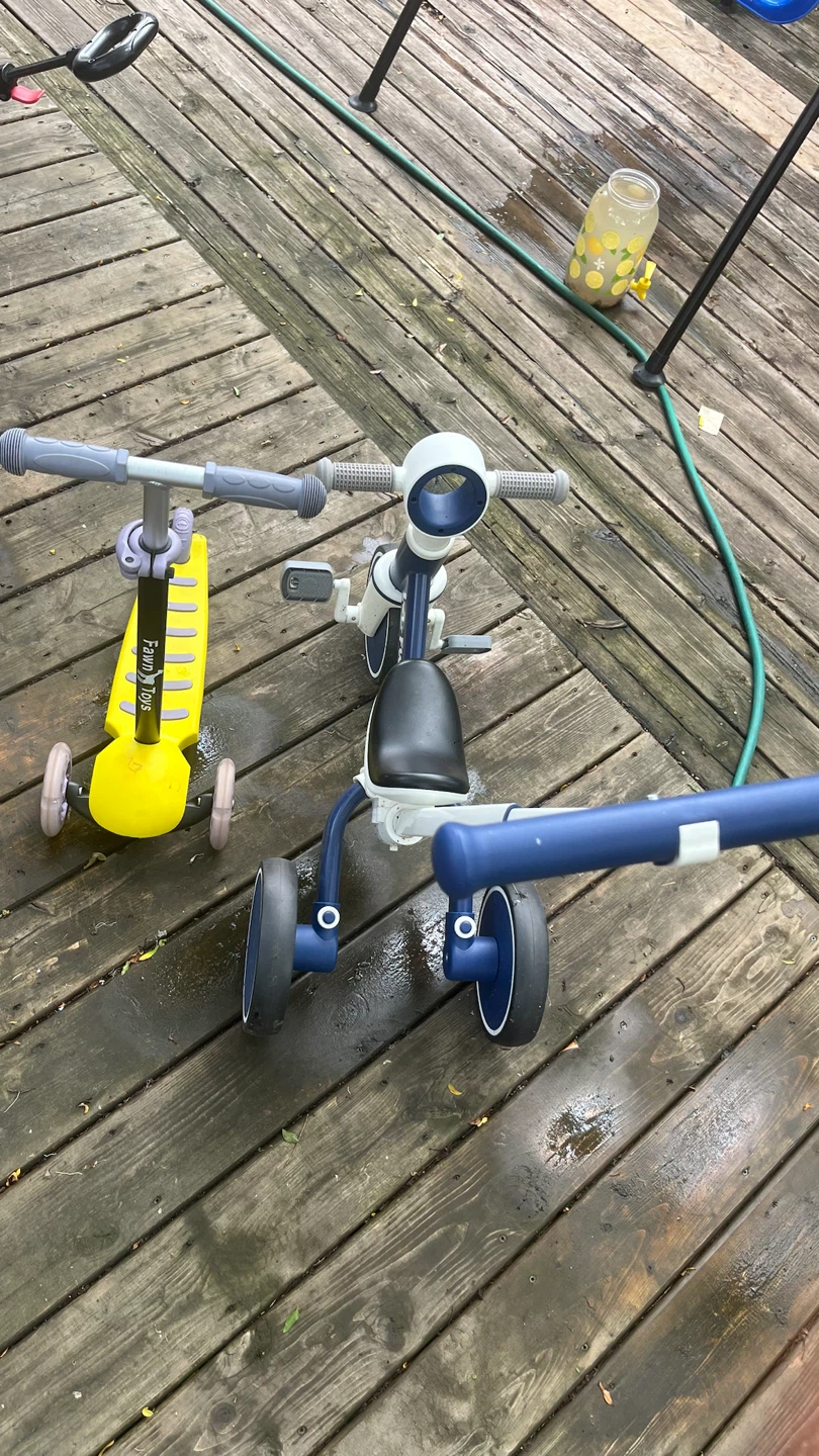 Children's Tricycle & Scooter Set - photo 2