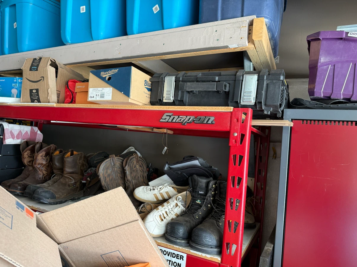 SNAP ON WIRE SHELVING