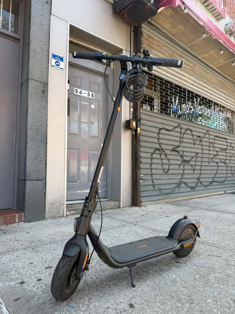 Segway Ninebot Electric KickScooter F2 - photo 2