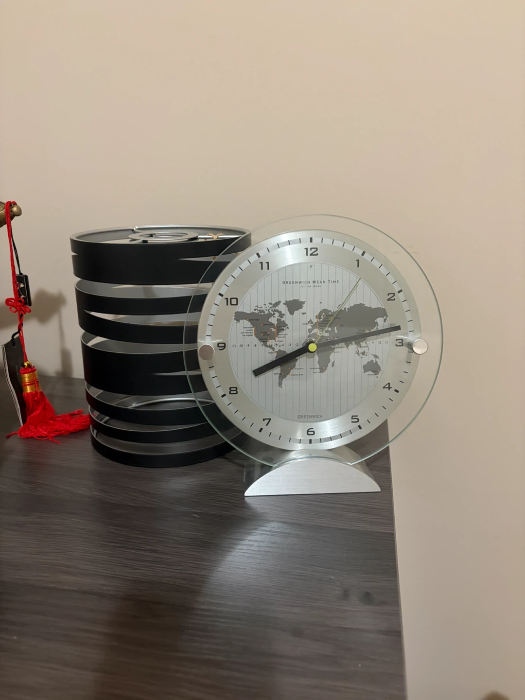 Greenwich Mean Time World Clock - photo 2