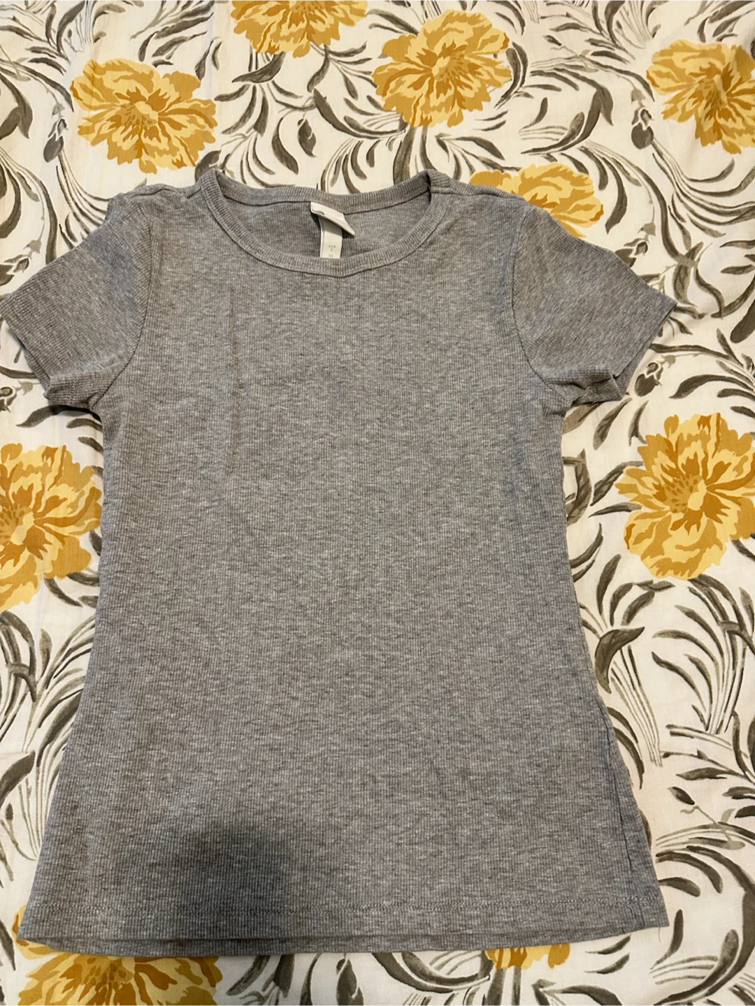 Assorted Women's T-Shirts - photo 2