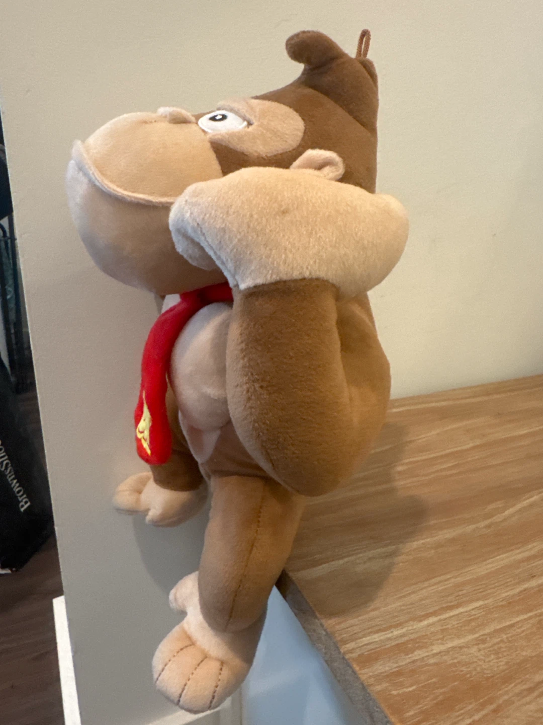 Donkey Kong "DK" Plush Toy - photo 4